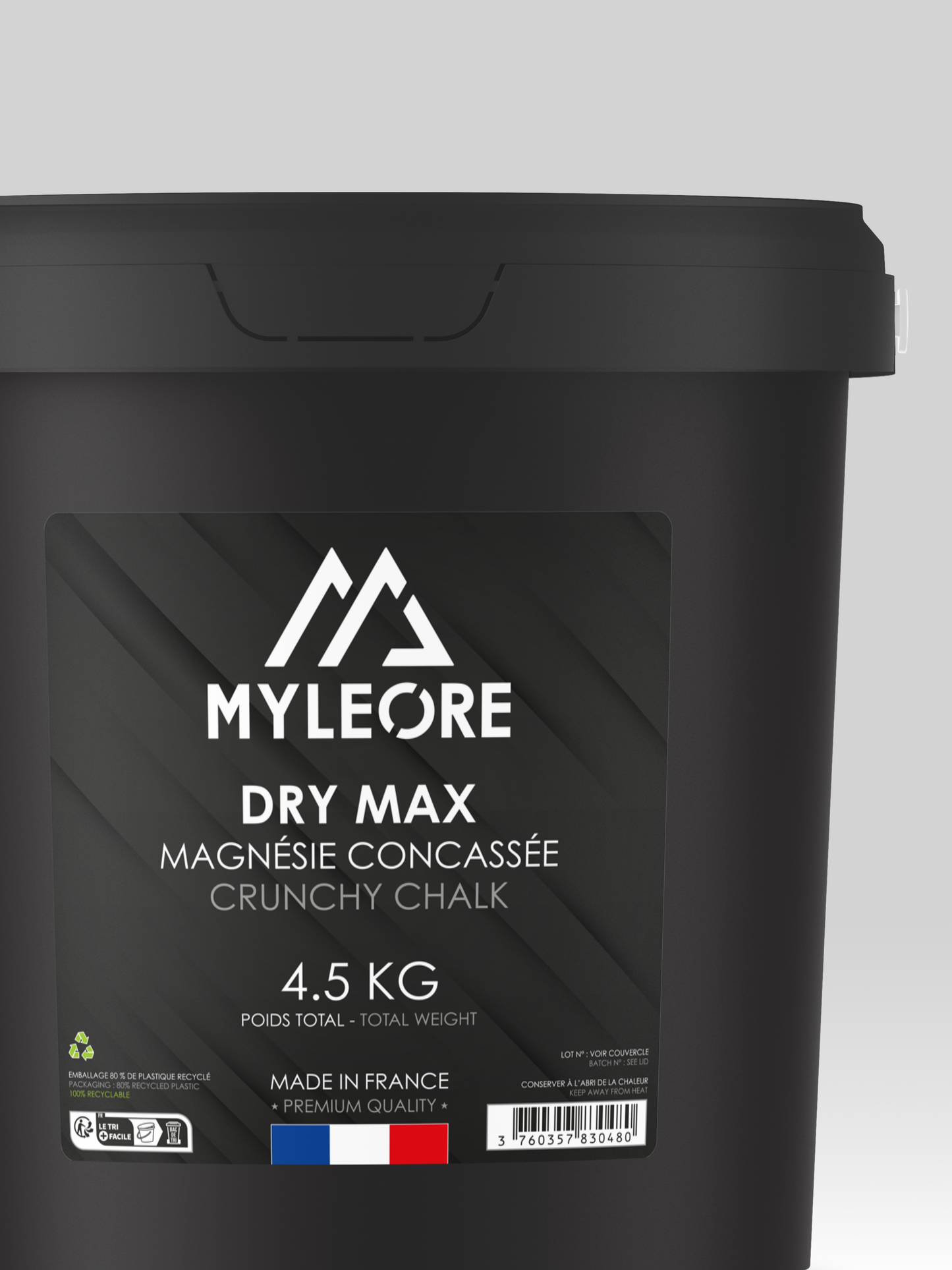 zoom sur le seau de 4,5kg de magnésie concassée dry max, avec étiquette Myléore vue de face 
